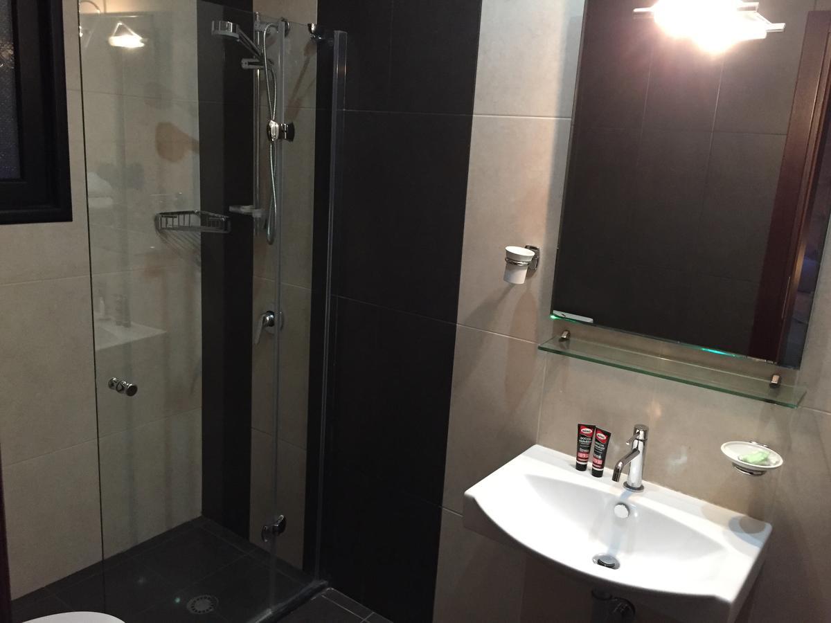 Icon Hotel Vlorë Екстериор снимка