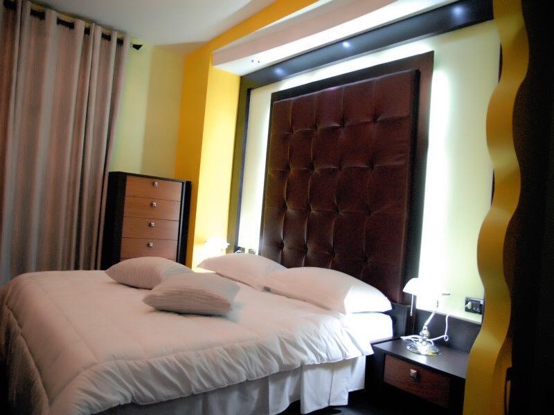 Icon Hotel Vlorë Екстериор снимка