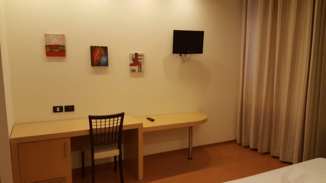 Icon Hotel Vlorë Екстериор снимка